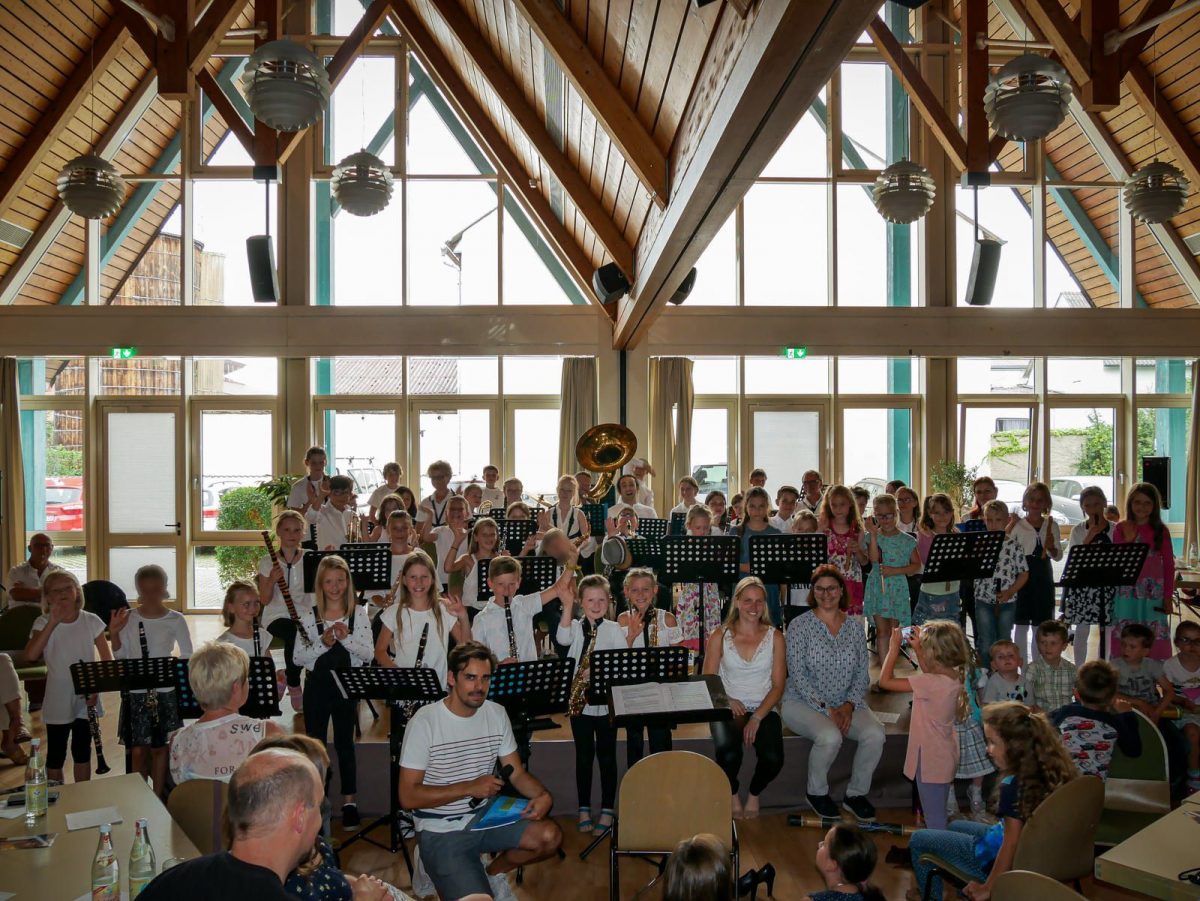 Musikalische Früherziehung und Blockflötenunterricht beim Zenngrundorchester Veitsbronn.