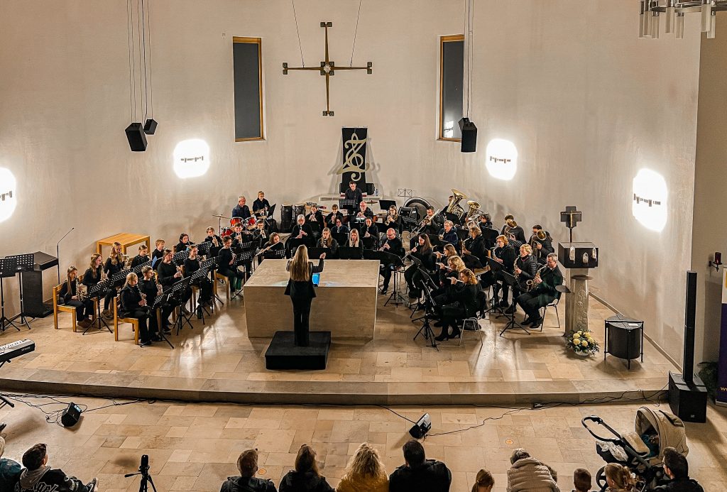 Das Zenngrundorchester beim Kirchenkonzert 2024.
